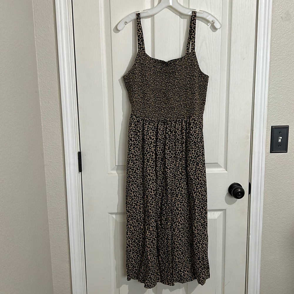 Leopard Print Old Navy mid length camisole dress with pockets. Only worn twice.